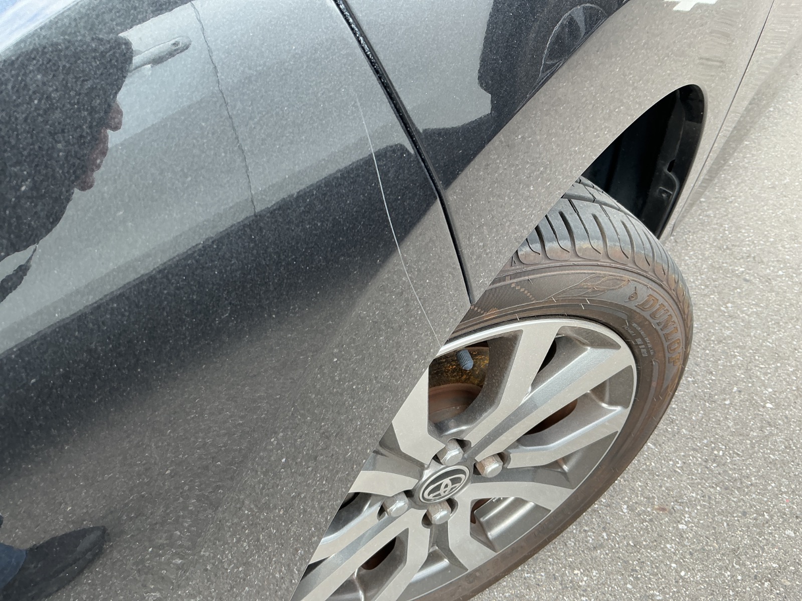 キズ・ヘコミ_05