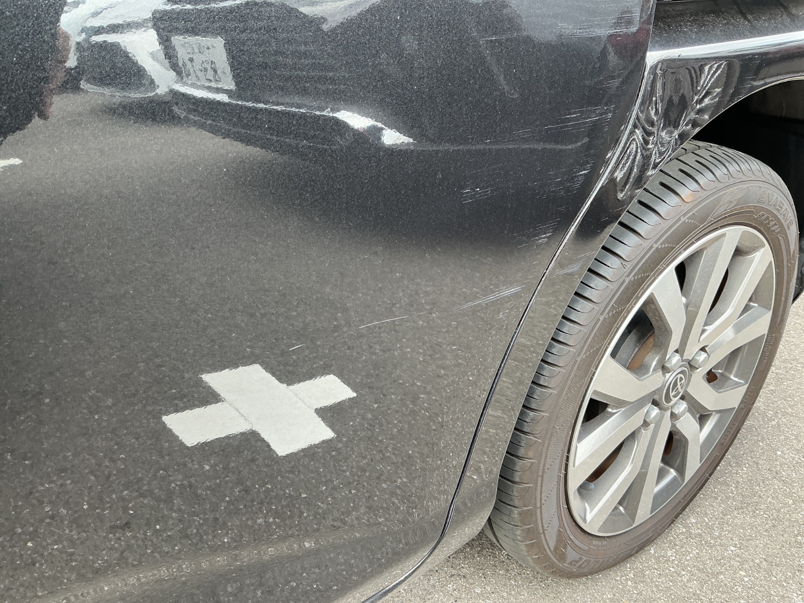 キズ・ヘコミ_25