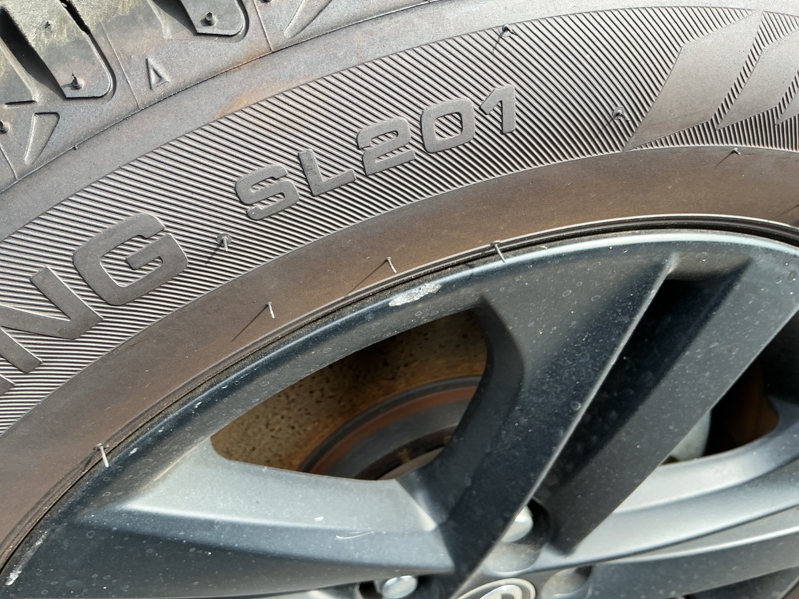 キズ・ヘコミ_60