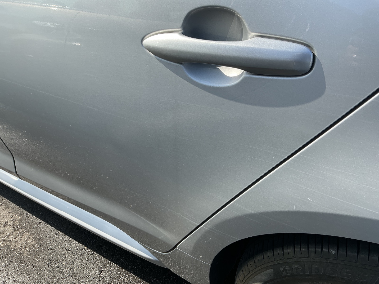 キズ・ヘコミ_24