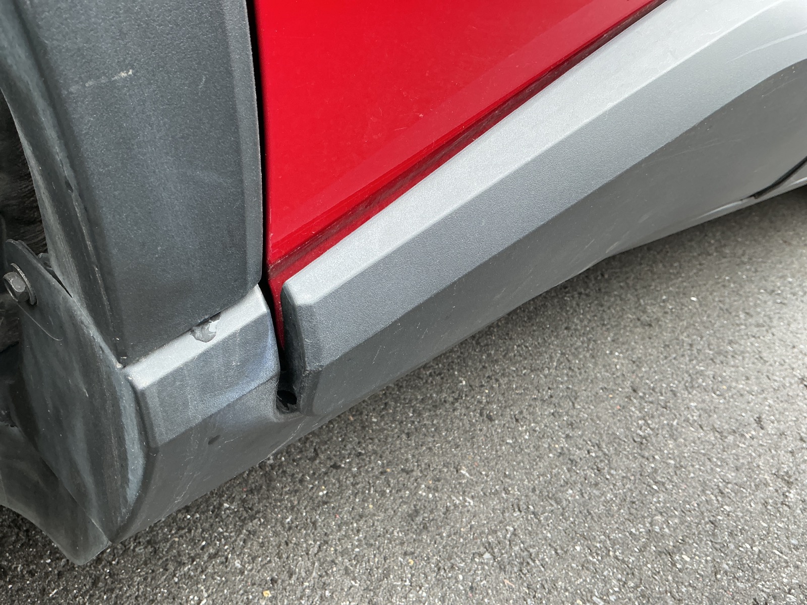 キズ・ヘコミ_27