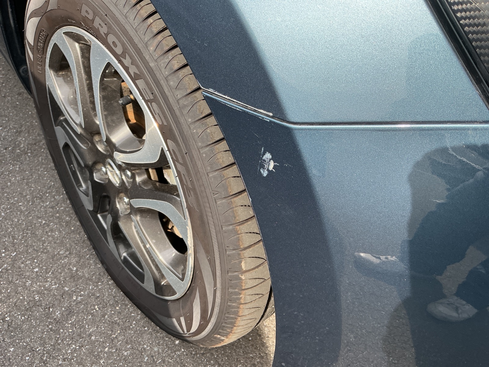 キズ・ヘコミ_06