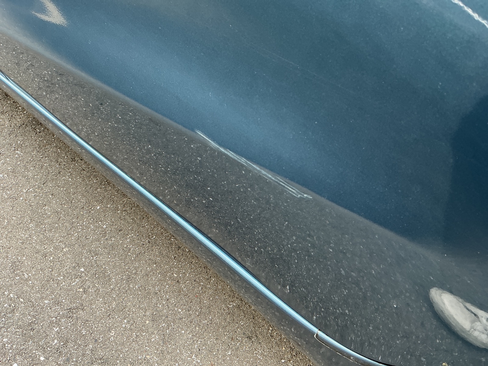 キズ・ヘコミ_25