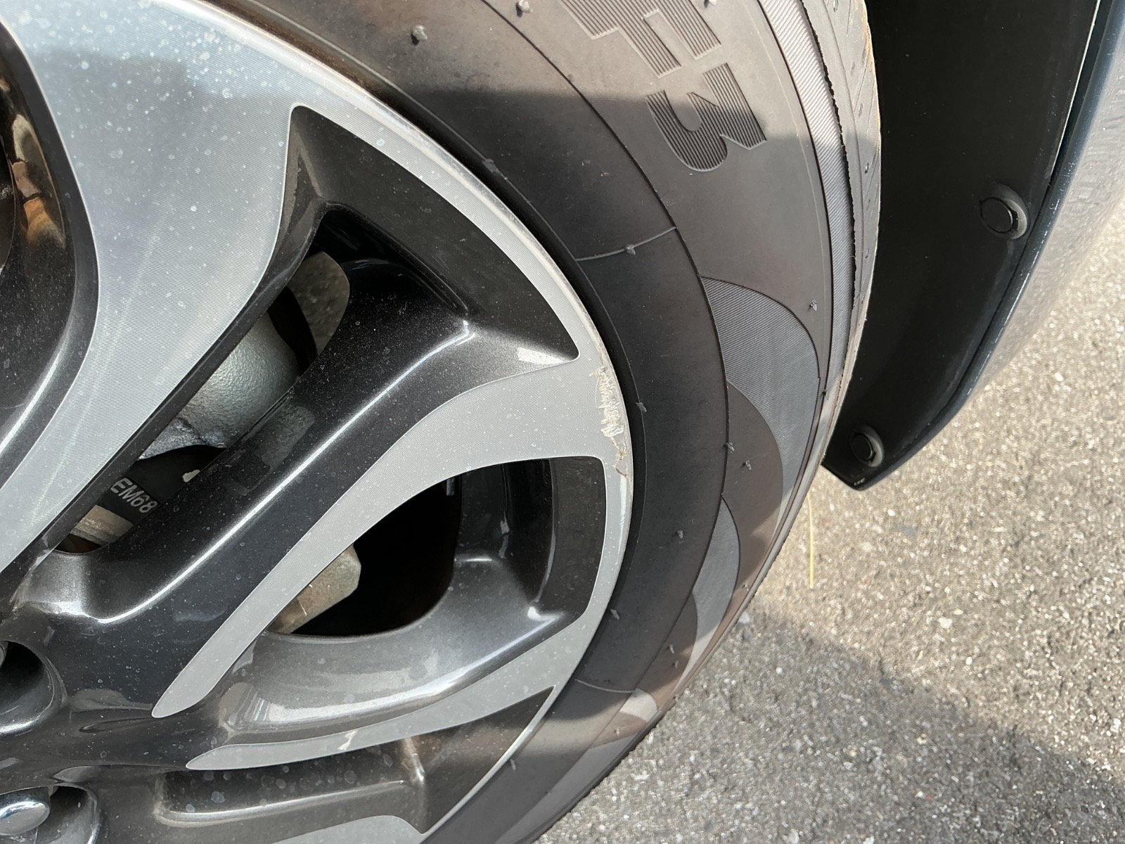 キズ・ヘコミ_60