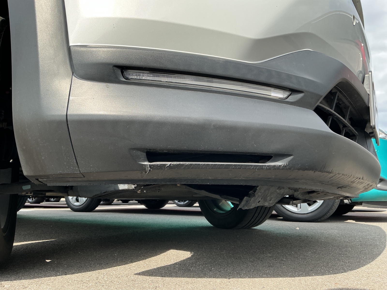 キズ・ヘコミ_06