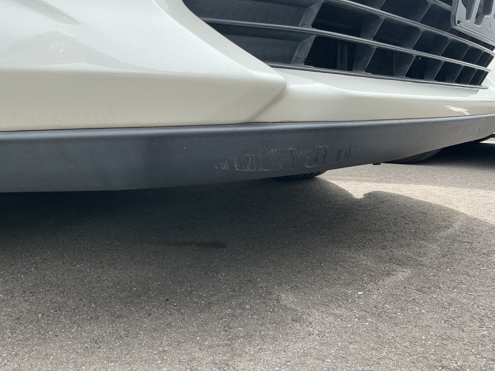 キズ・ヘコミ_06