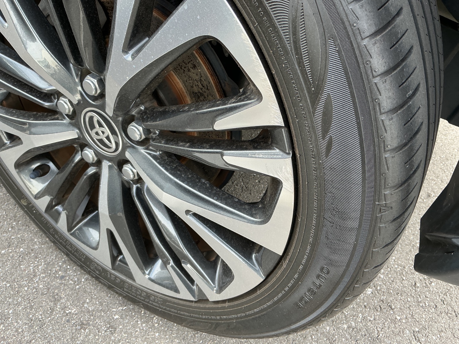 キズ・ヘコミ_61