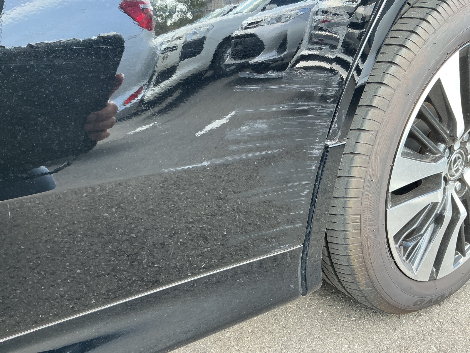 キズ・ヘコミ_25