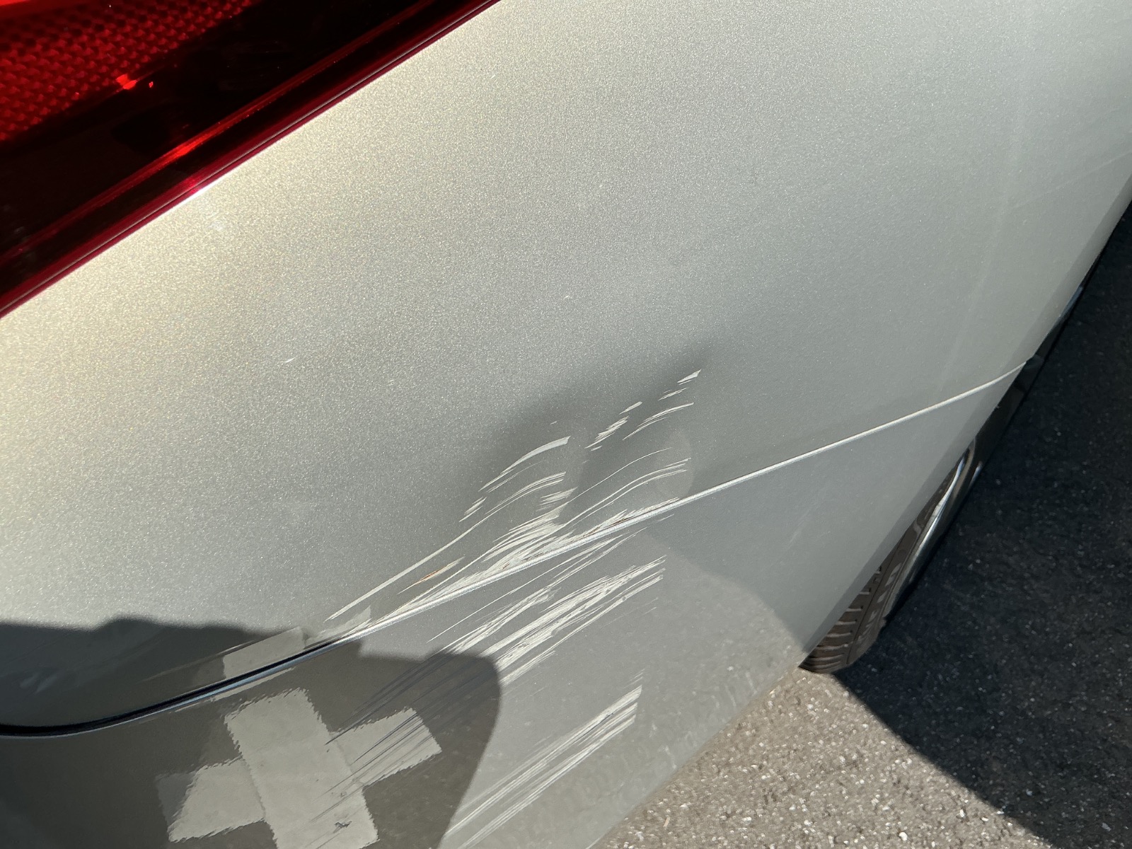 キズ・ヘコミ_41