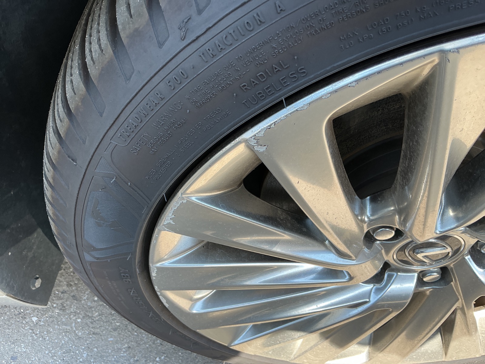 キズ・ヘコミ_60