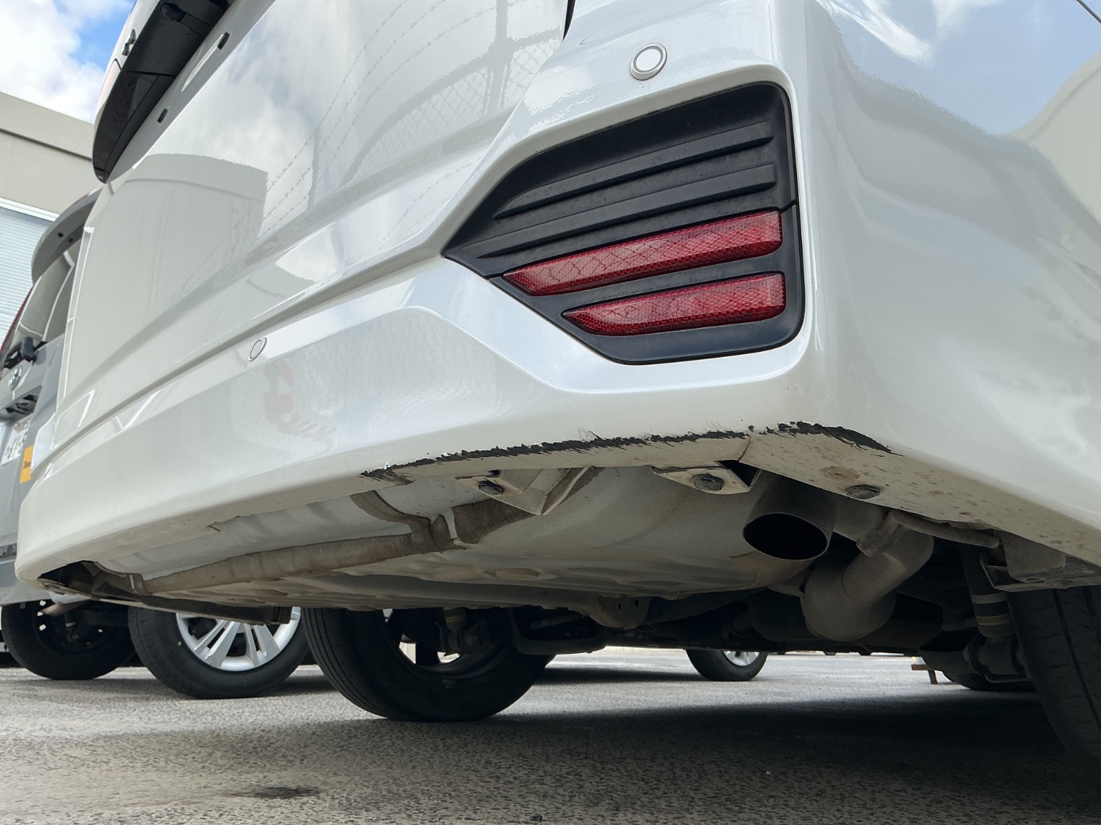 キズ・ヘコミ_56