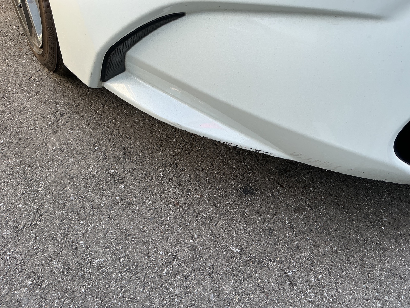 キズ・ヘコミ_06