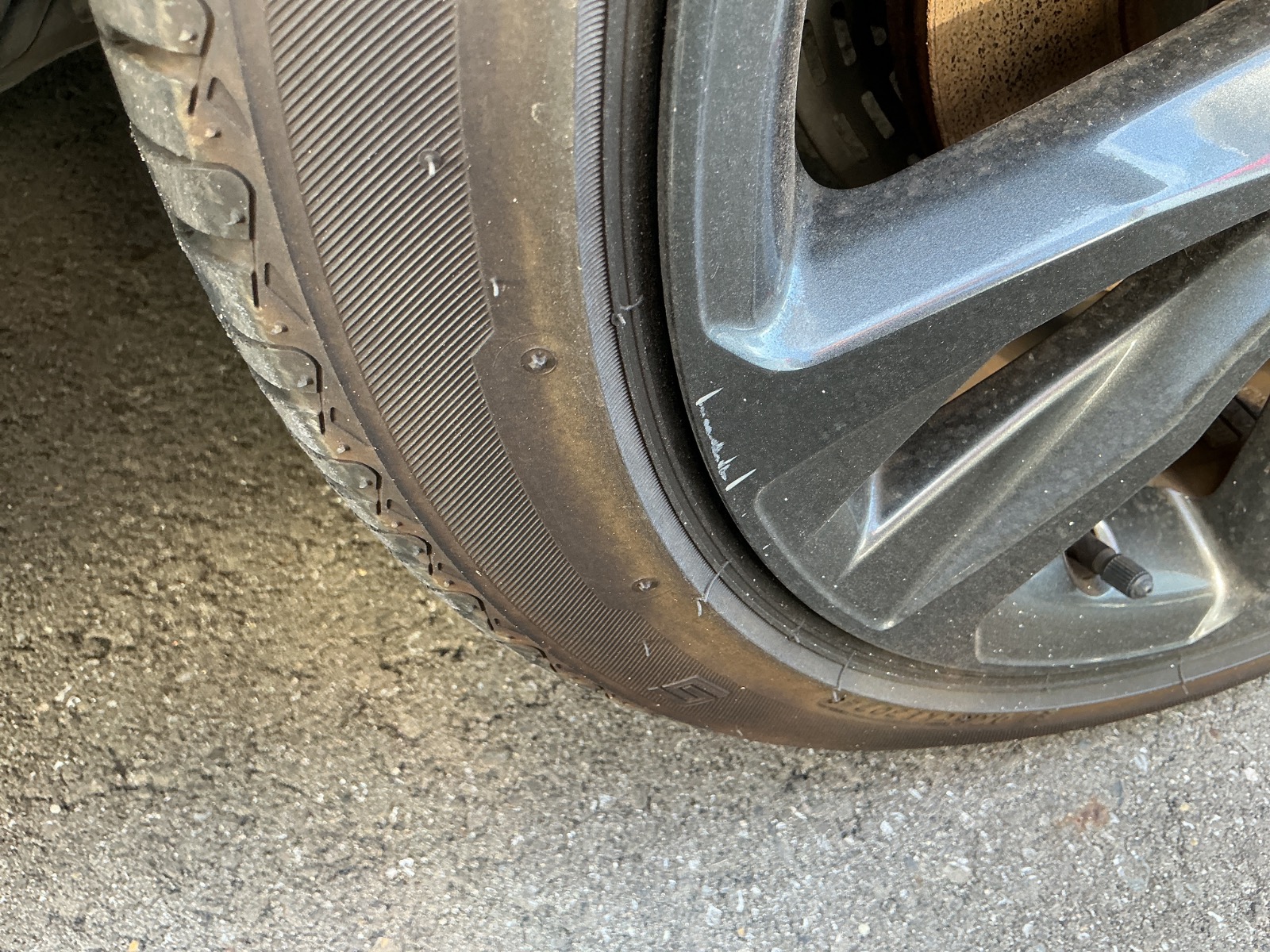 キズ・ヘコミ_60