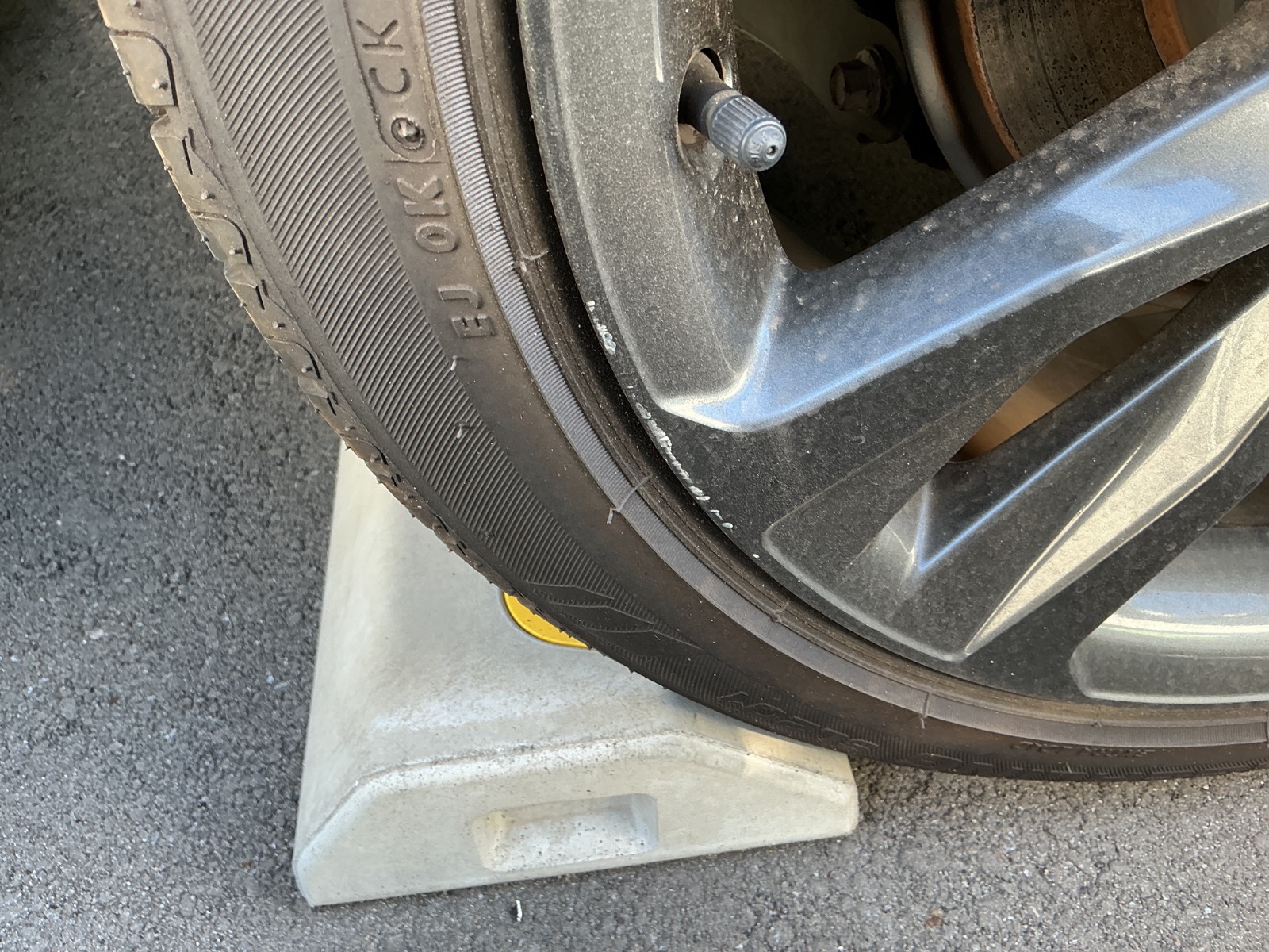 キズ・ヘコミ_62