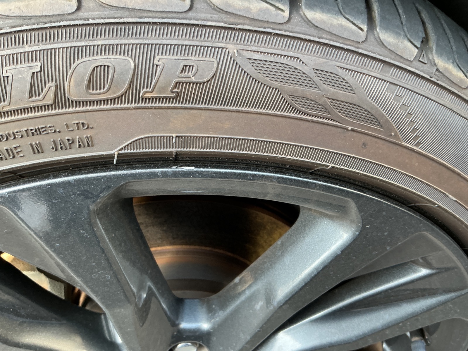 キズ・ヘコミ_59