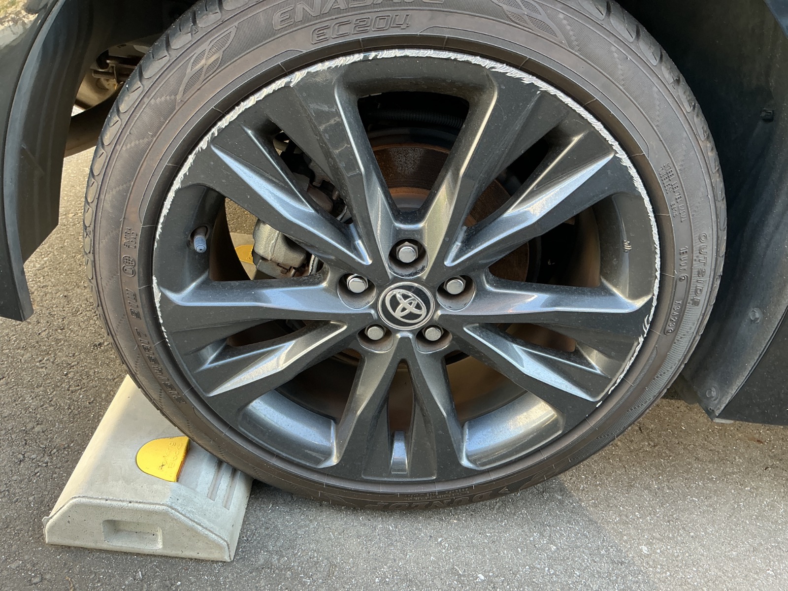 キズ・ヘコミ_62