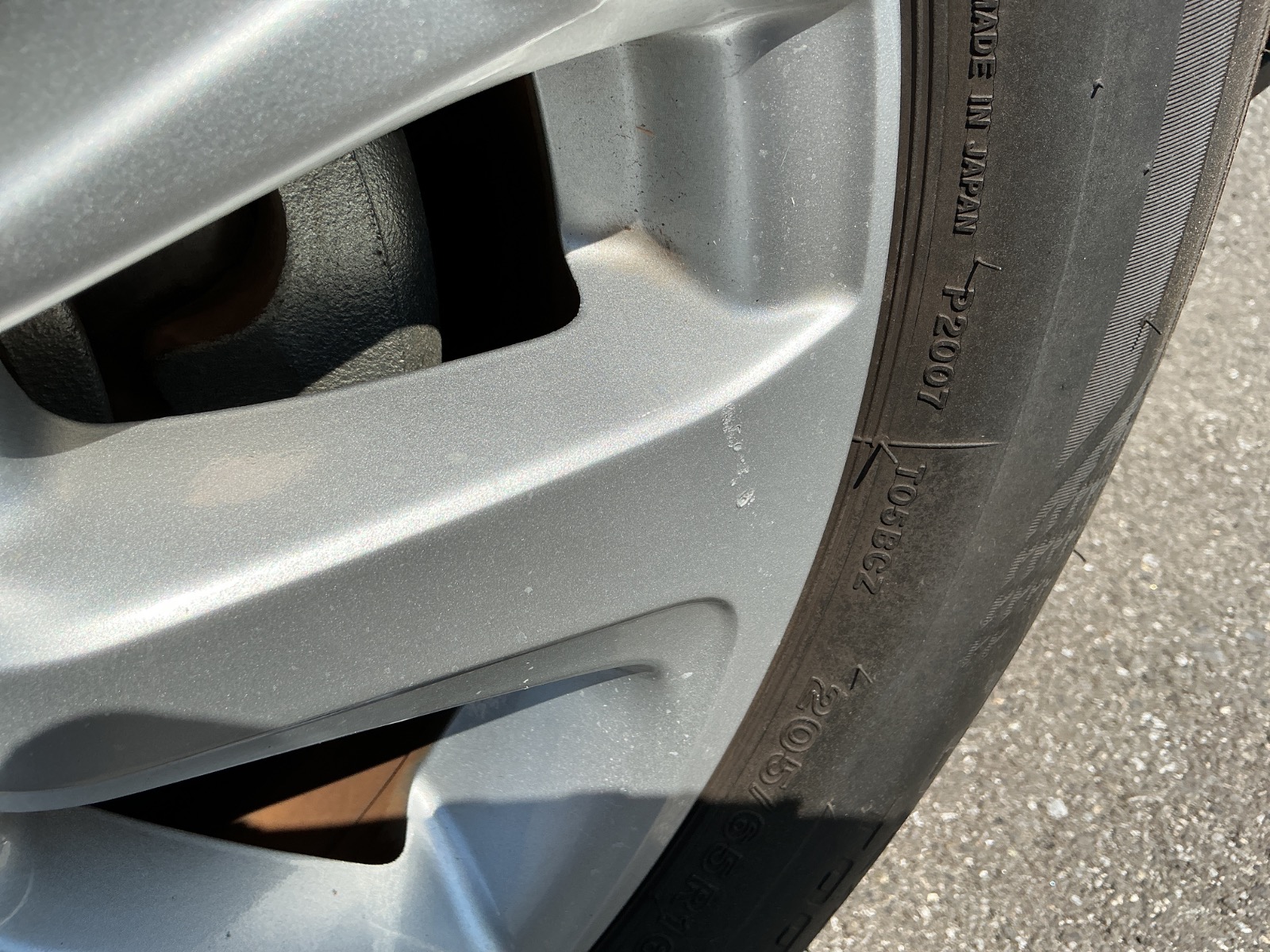 キズ・ヘコミ_60