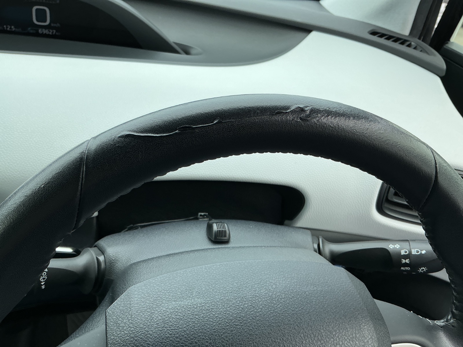 キズ・ヘコミ_64