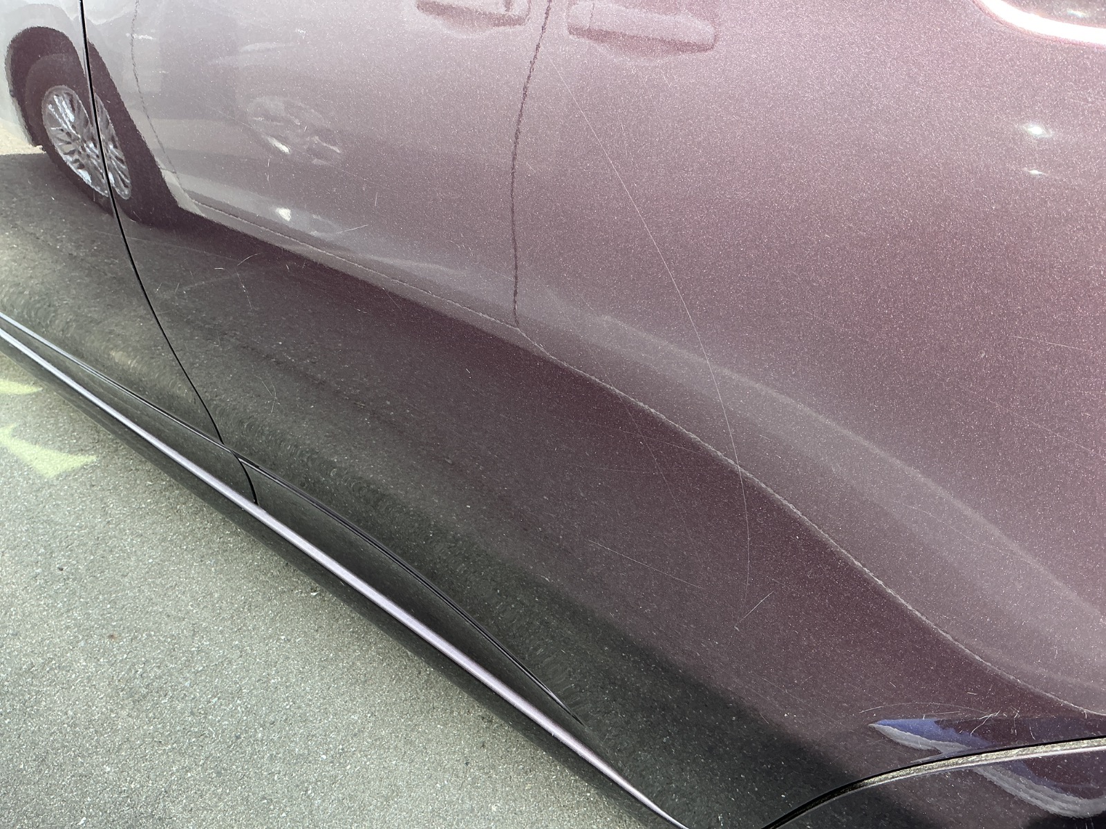 キズ・ヘコミ_25