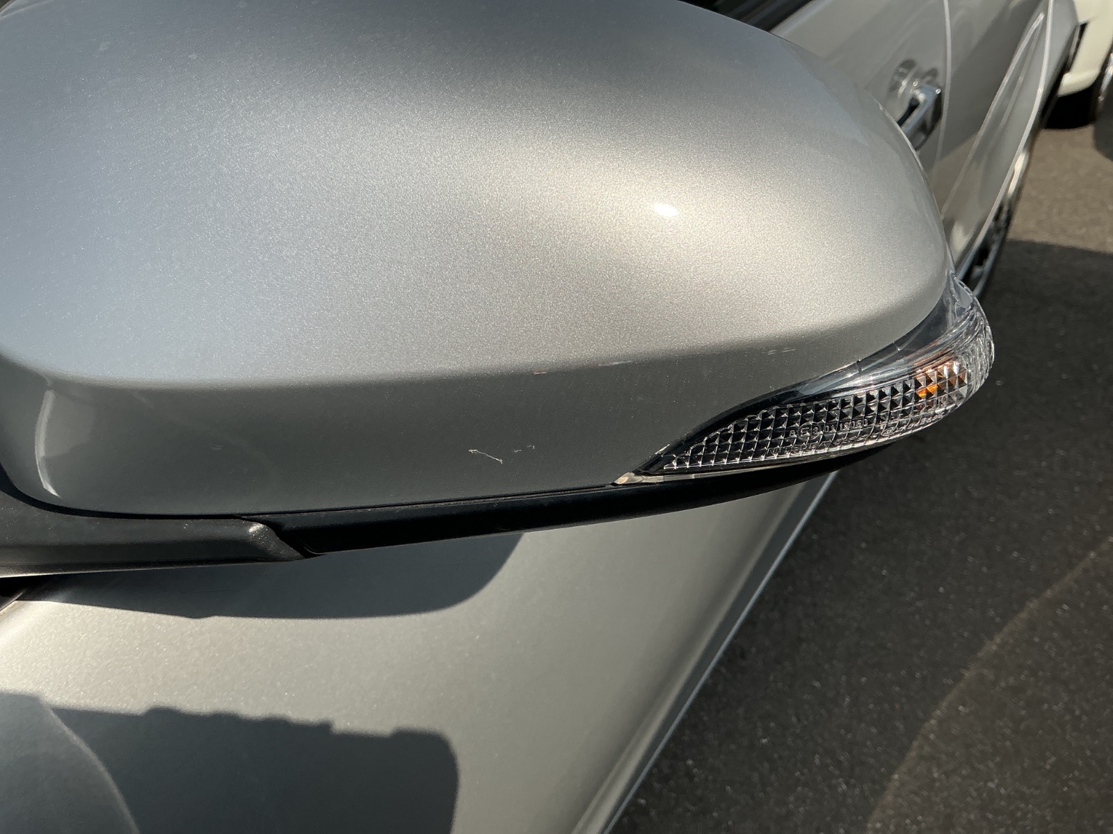 キズ・ヘコミ_64