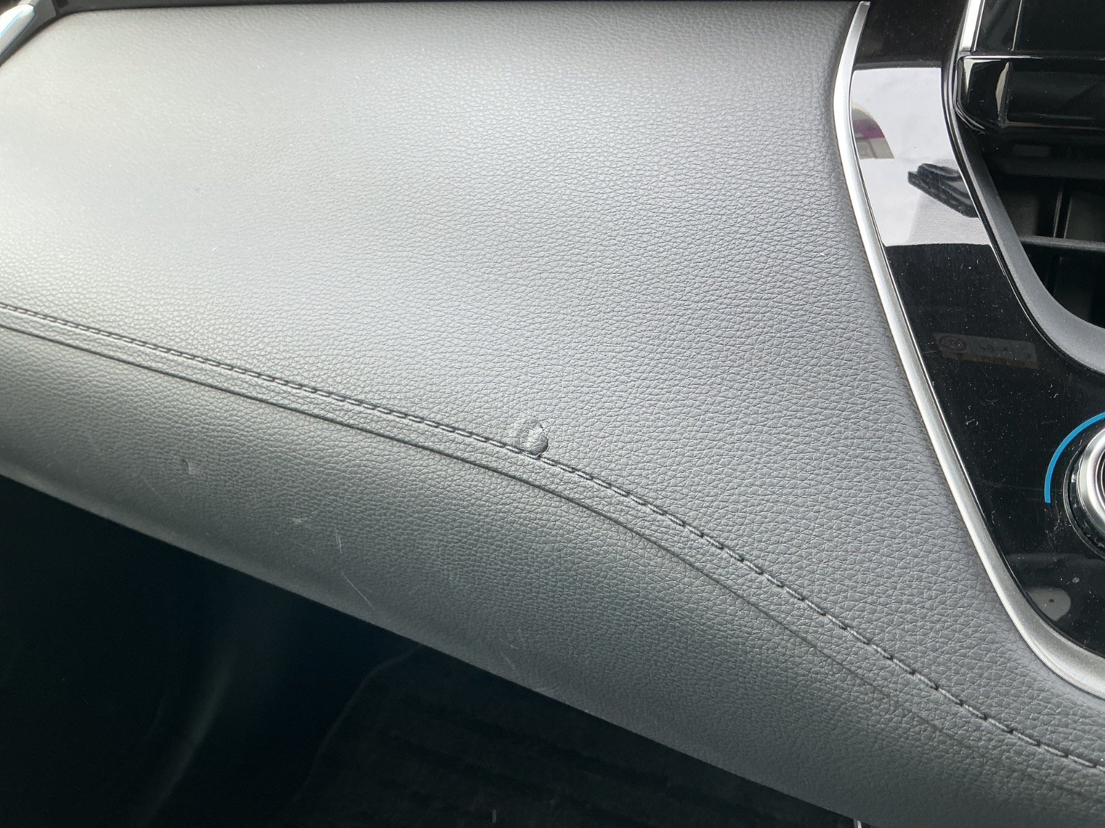 キズ・ヘコミ_64