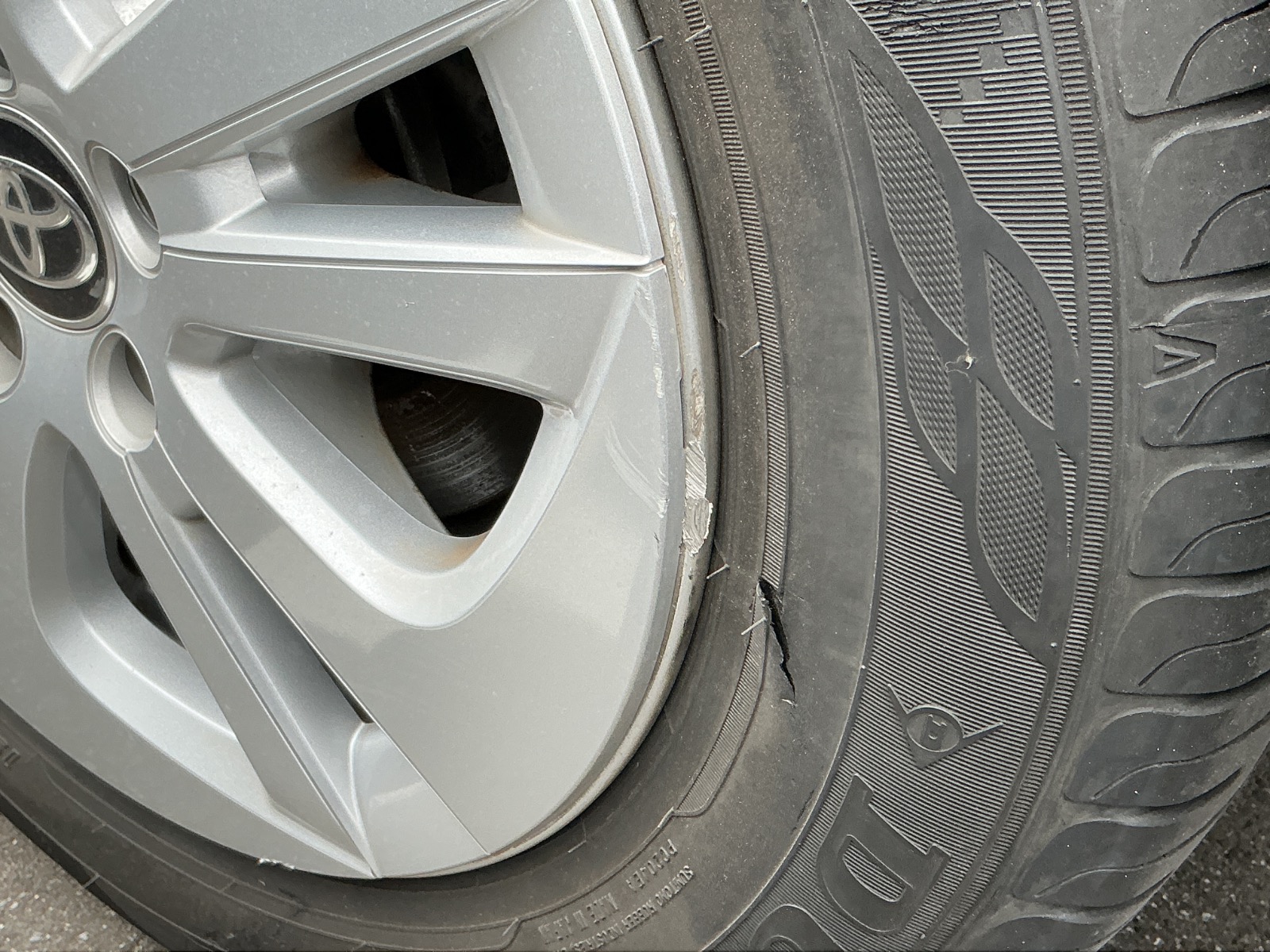 キズ・ヘコミ_61