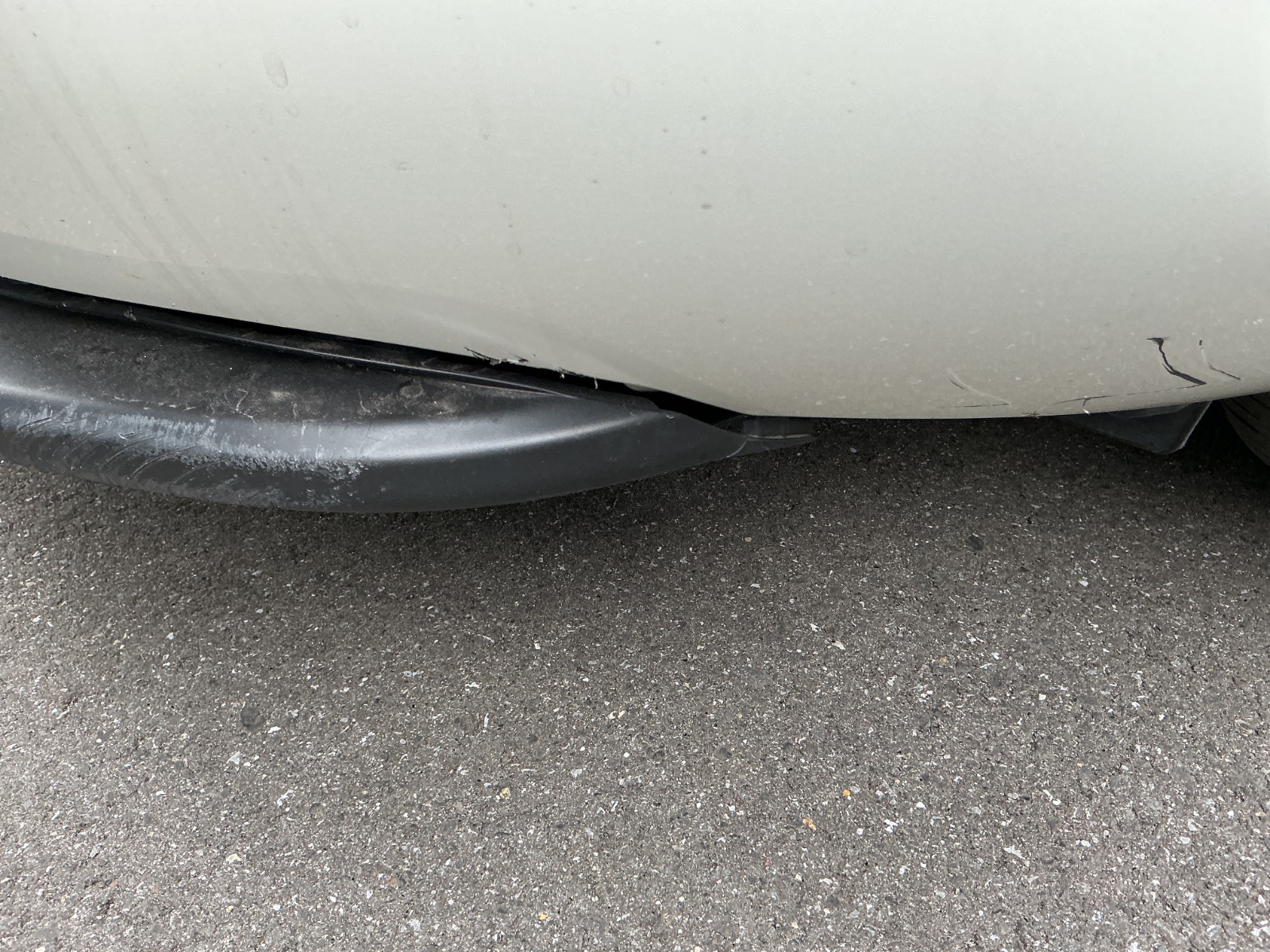 キズ・ヘコミ_05