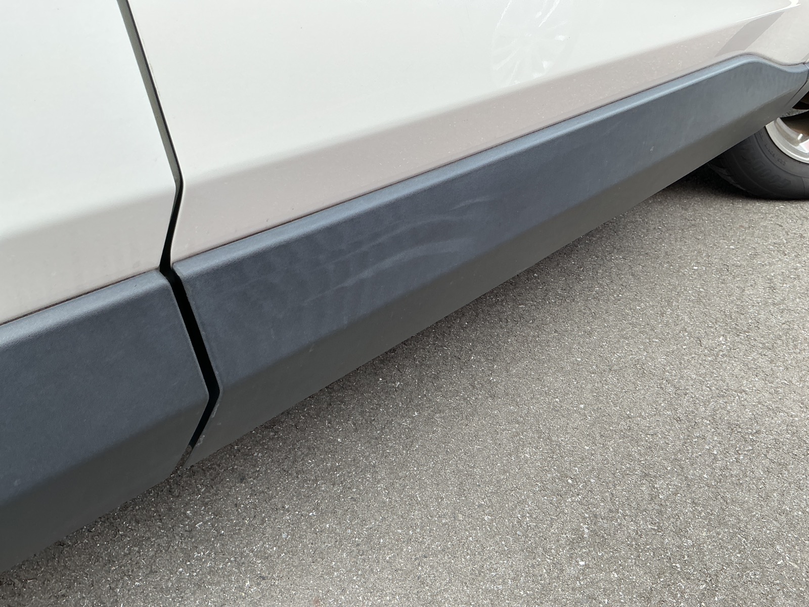 キズ・ヘコミ_19