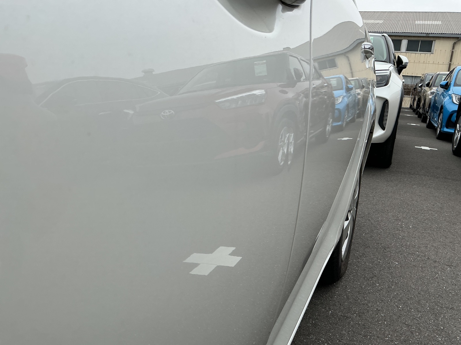 キズ・ヘコミ_17