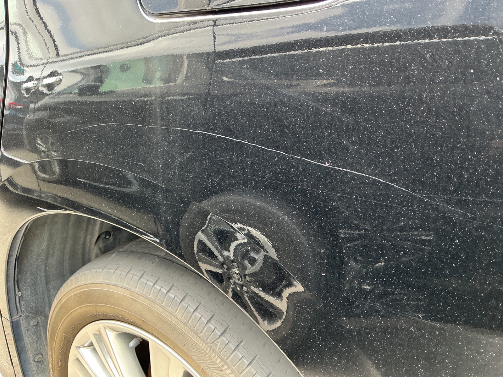 キズ・ヘコミ_38