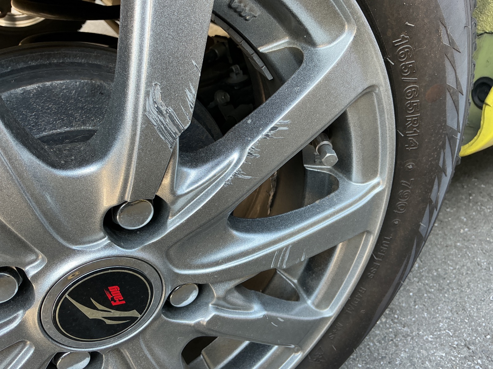 キズ・ヘコミ_62