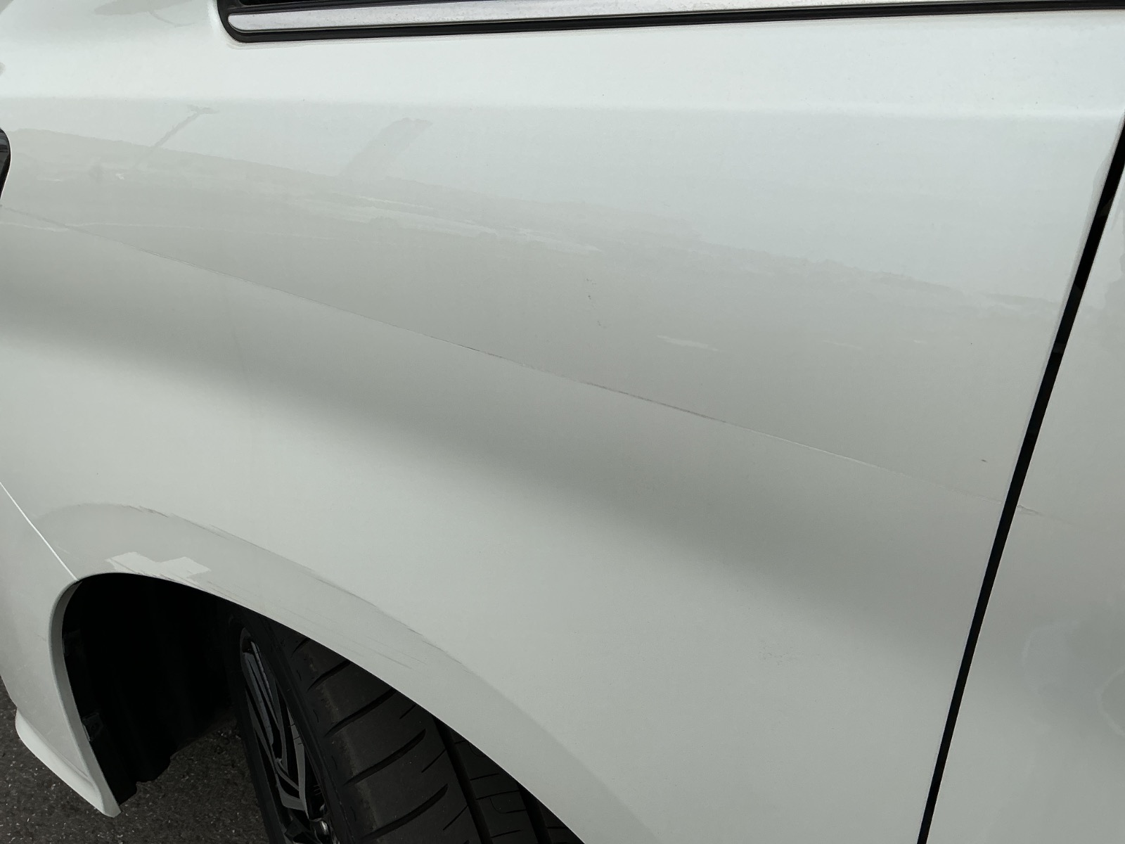 キズ・ヘコミ_11