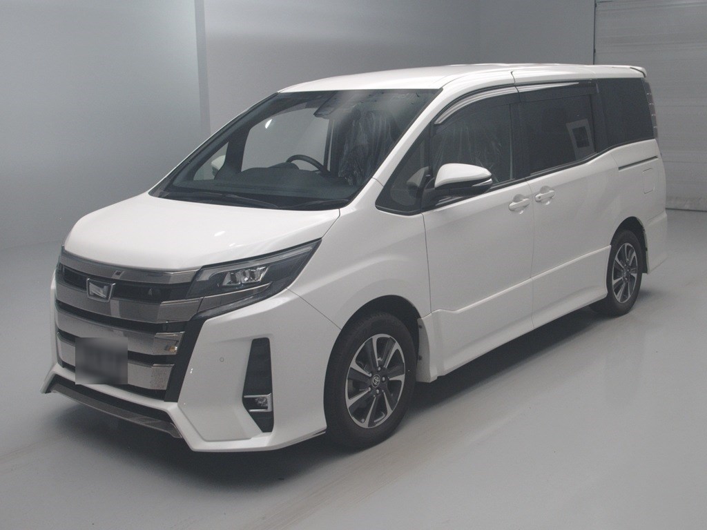 トヨタ ノア Si