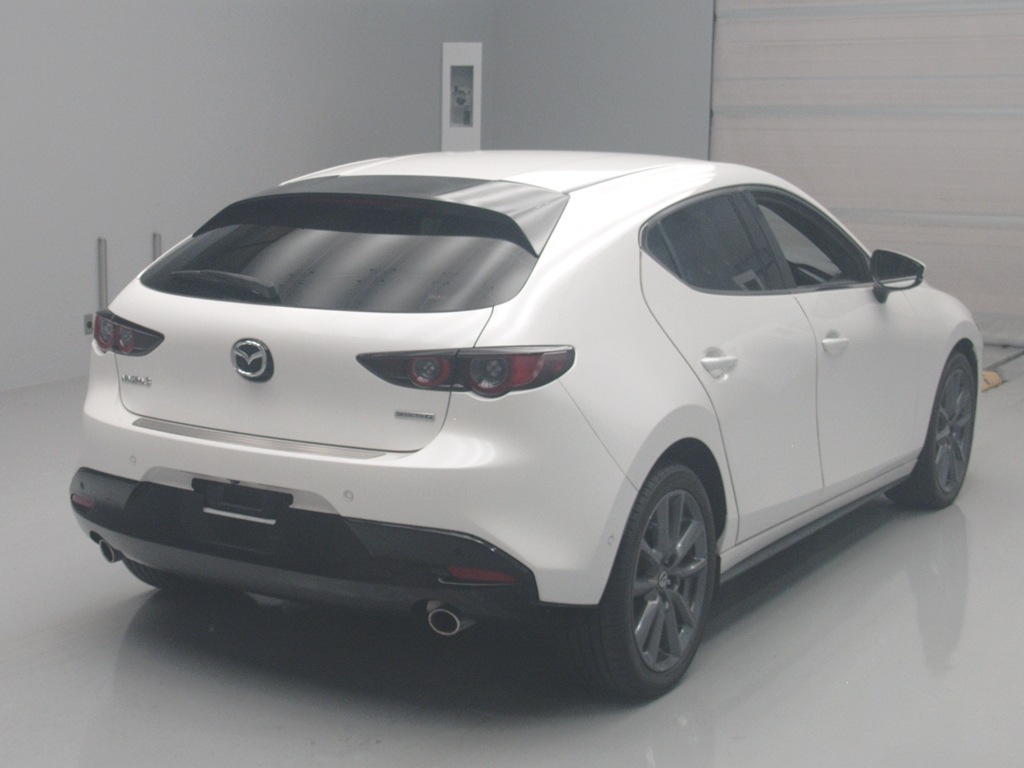 MAZDA3 ファストバック 15Sツ