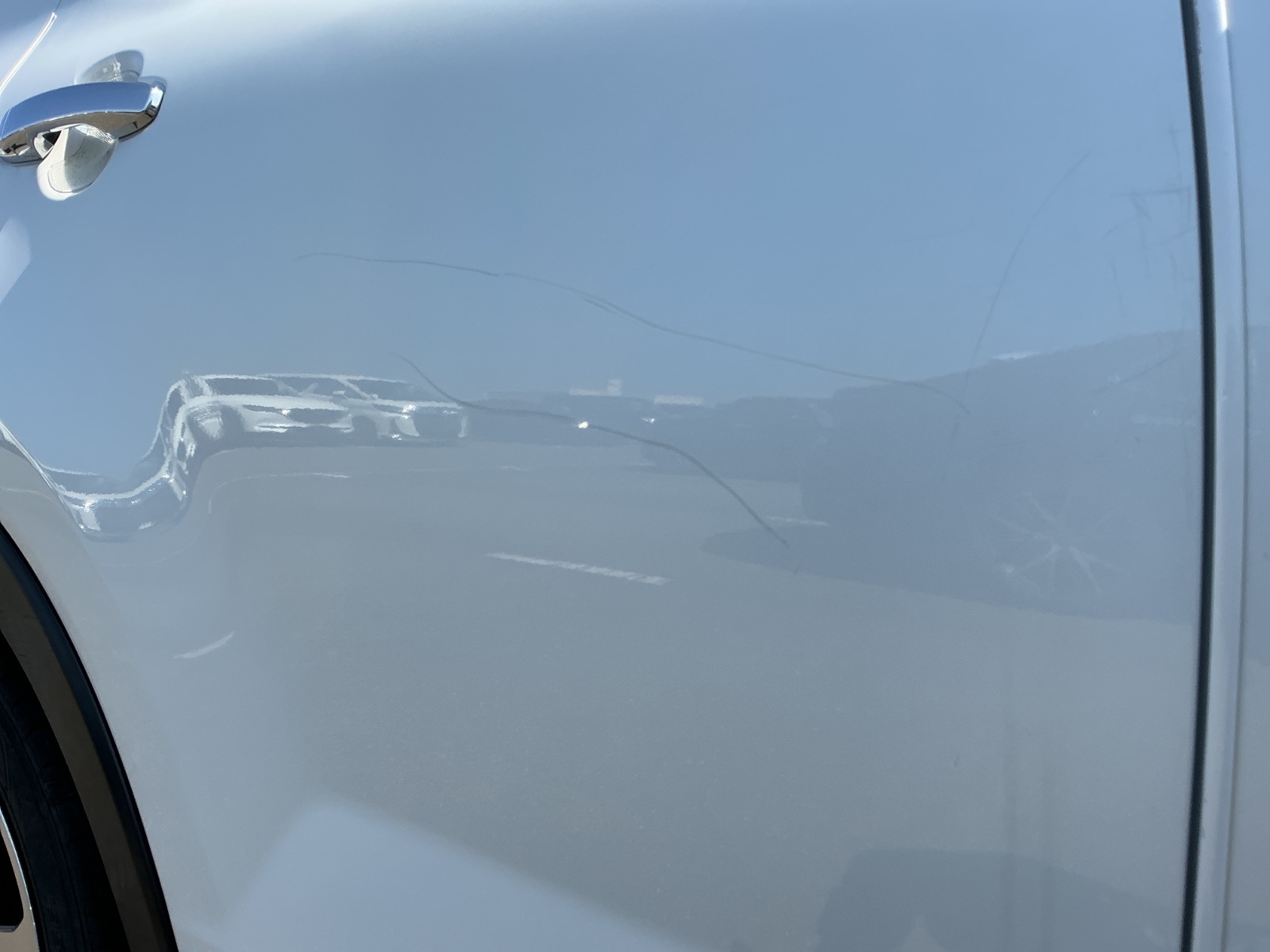 キズ・ヘコミ_26