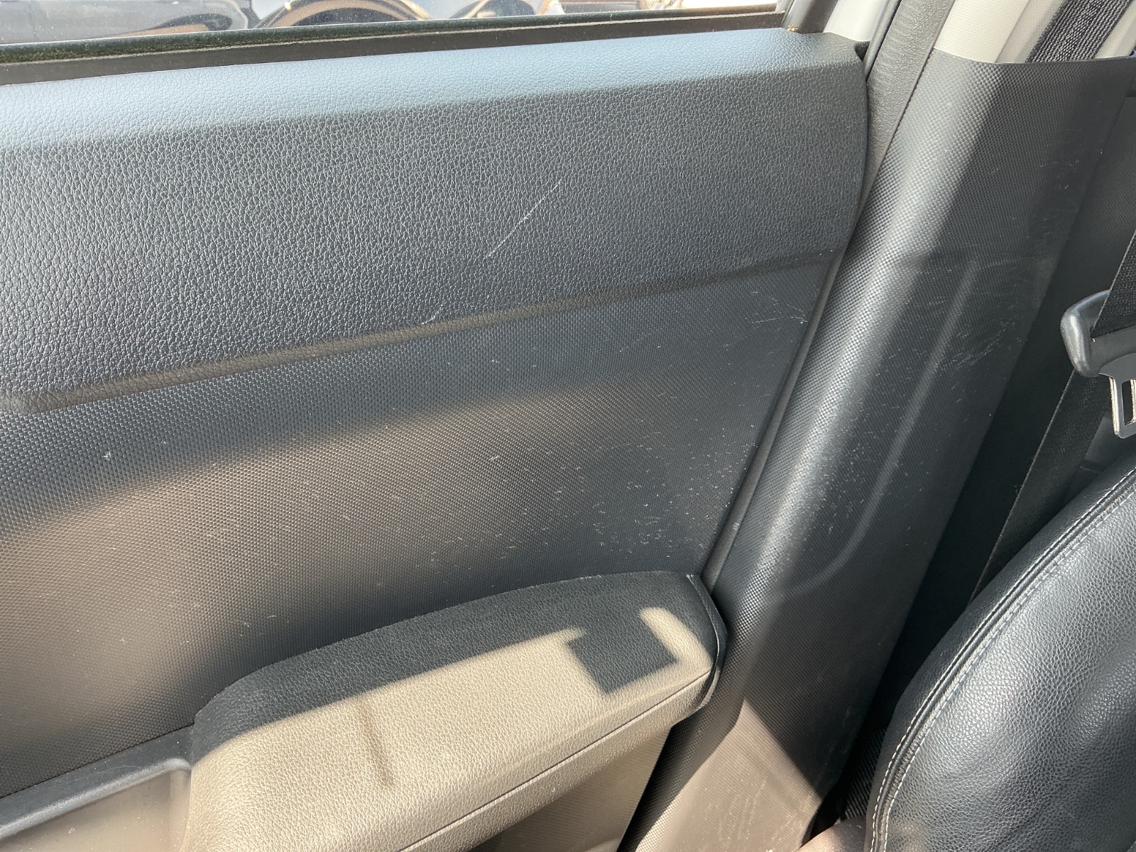 キズ・ヘコミ_64