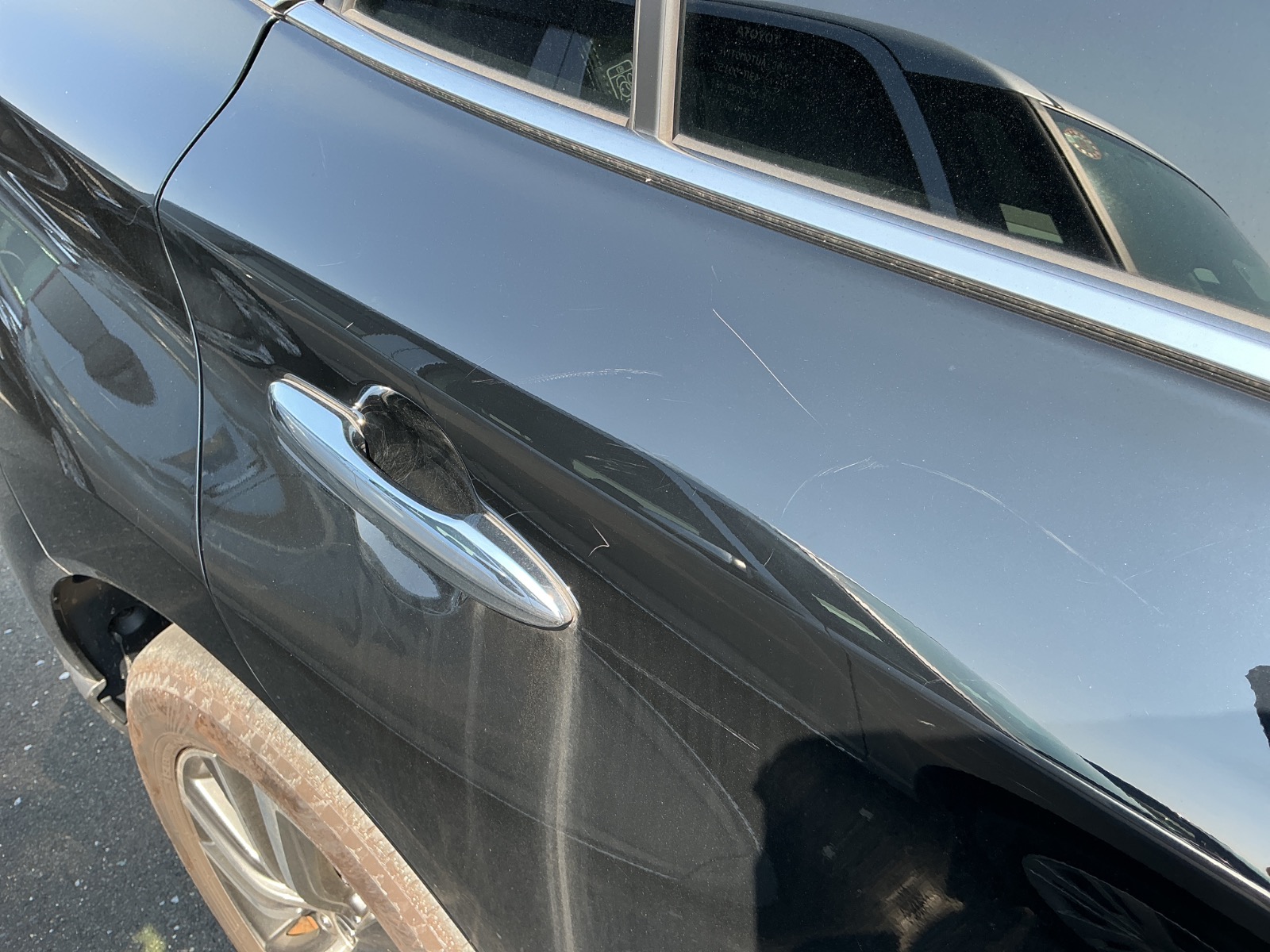 キズ・ヘコミ_27