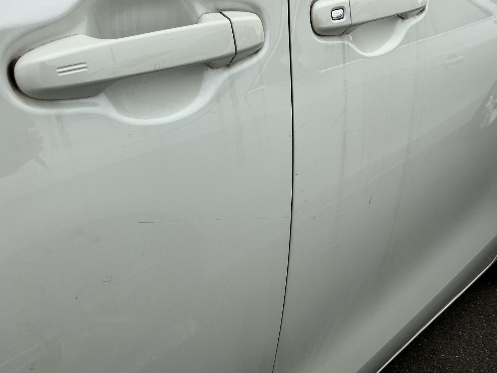 キズ・ヘコミ_16