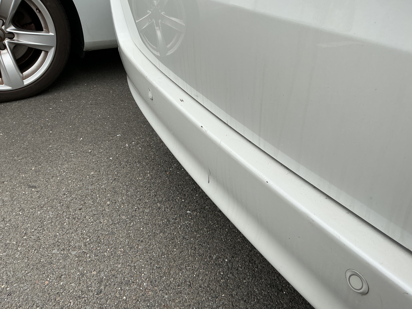 キズ・ヘコミ_56