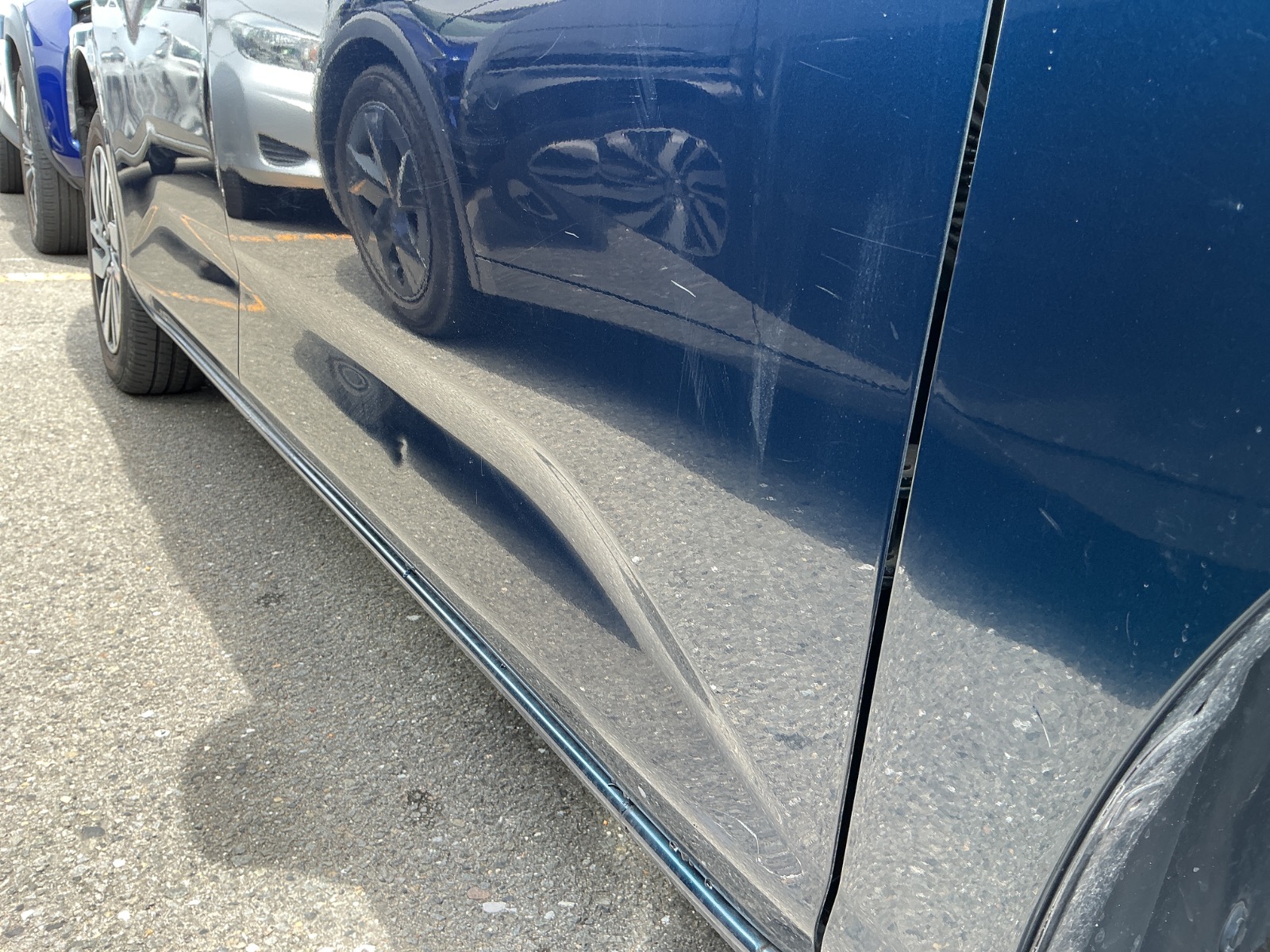 キズ・ヘコミ_18