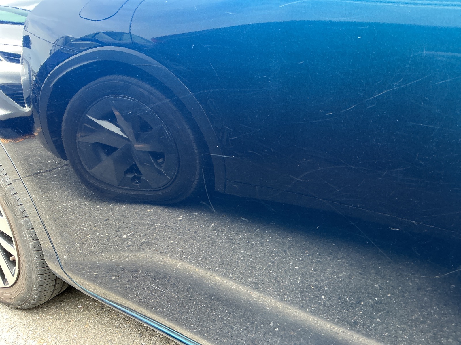 キズ・ヘコミ_27