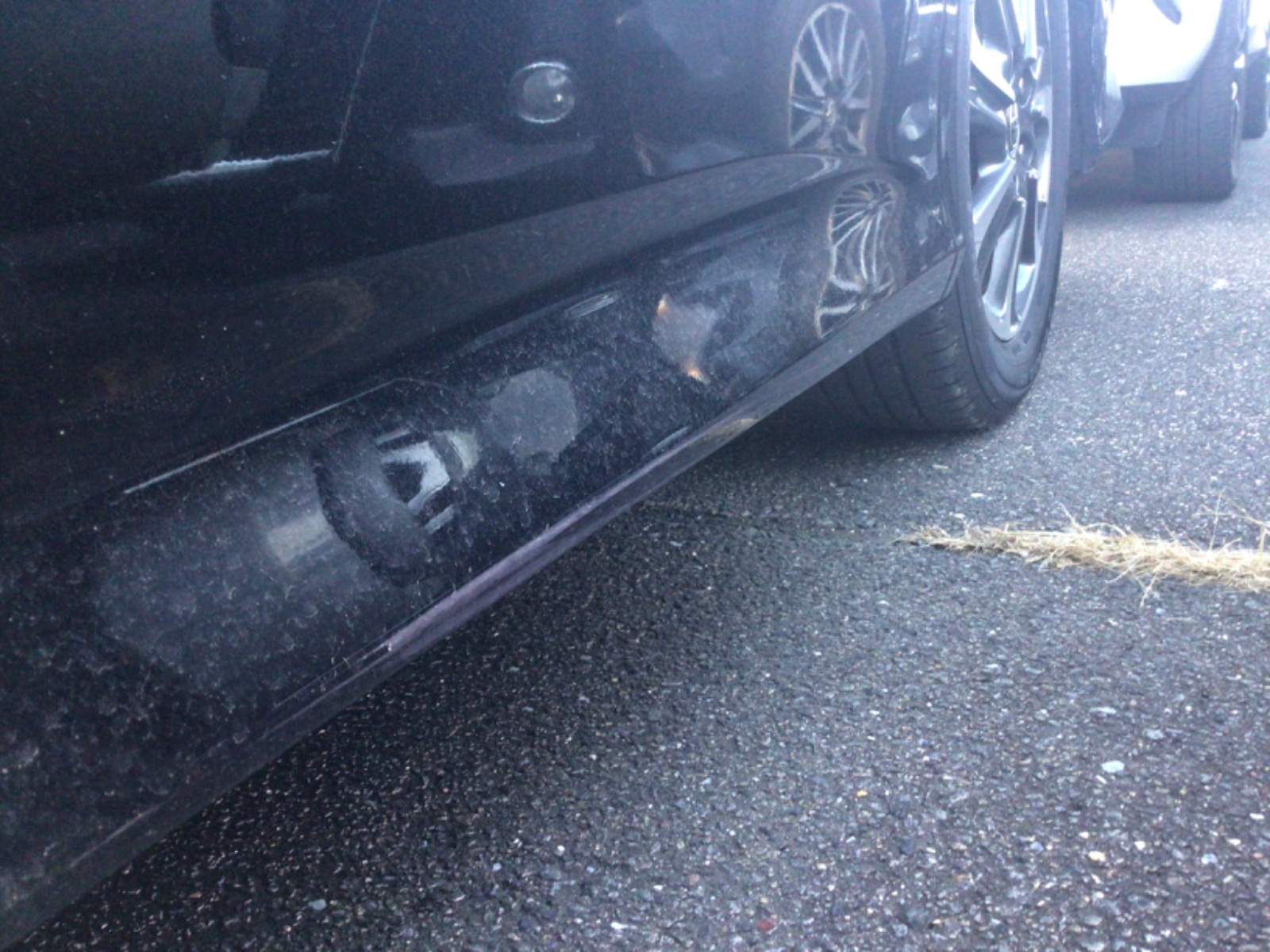 キズ・ヘコミ_25