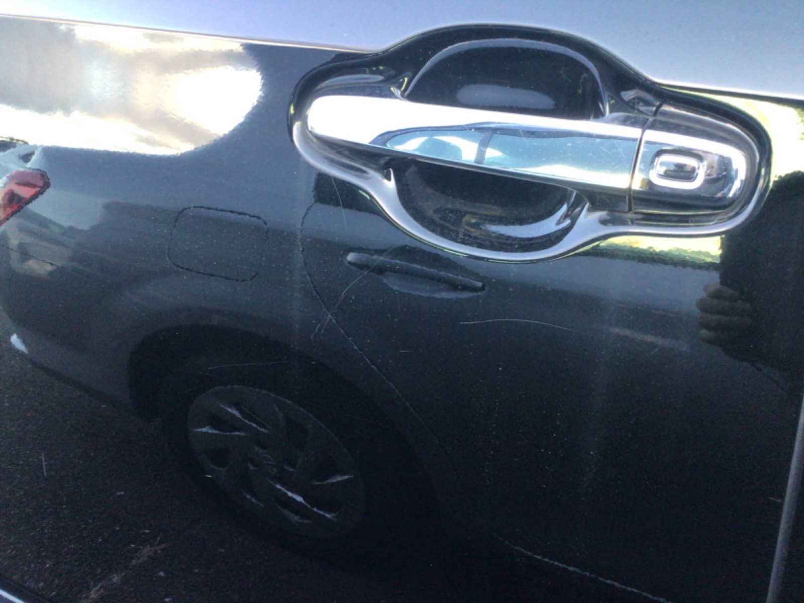 キズ・ヘコミ_26