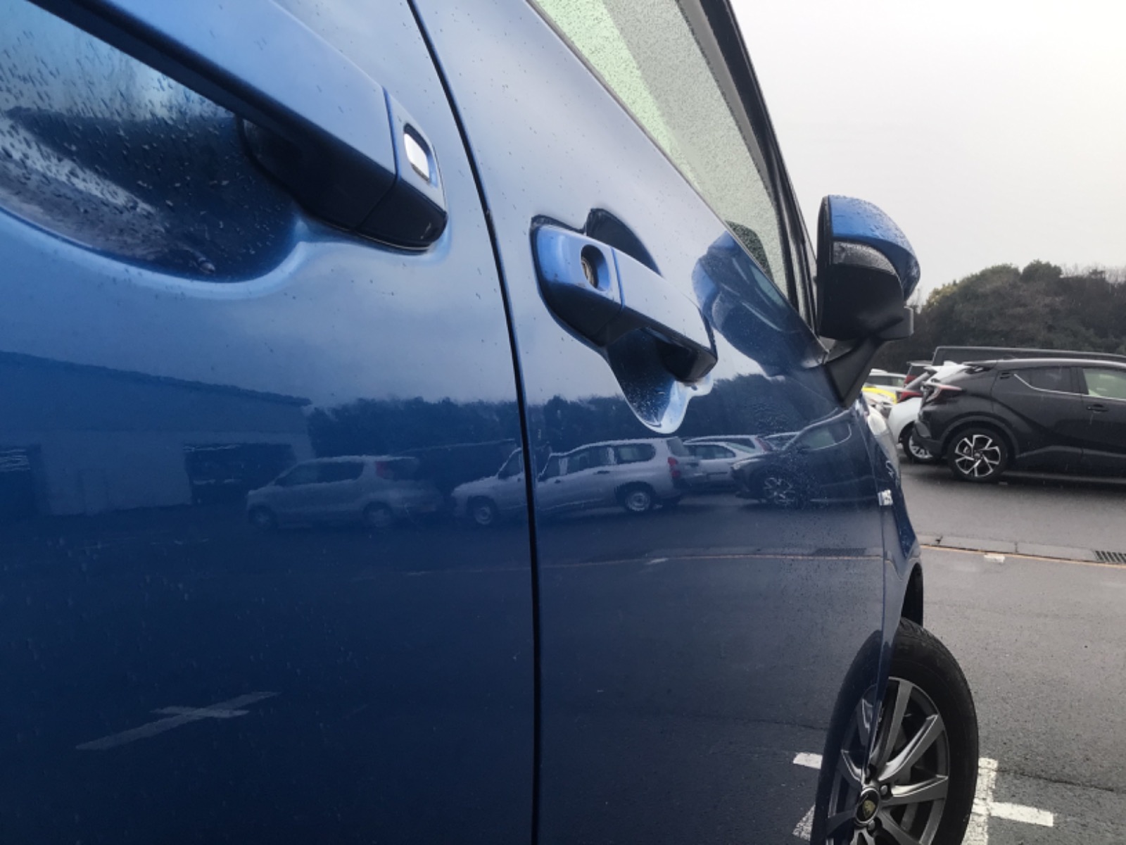 キズ・ヘコミ_18