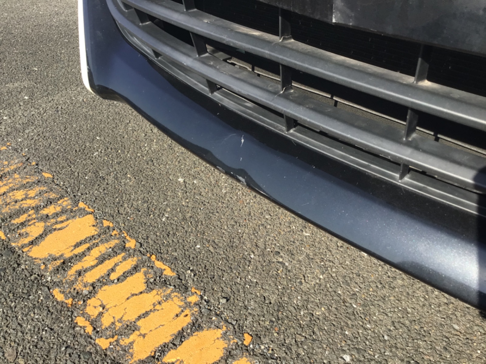 キズ・ヘコミ_06