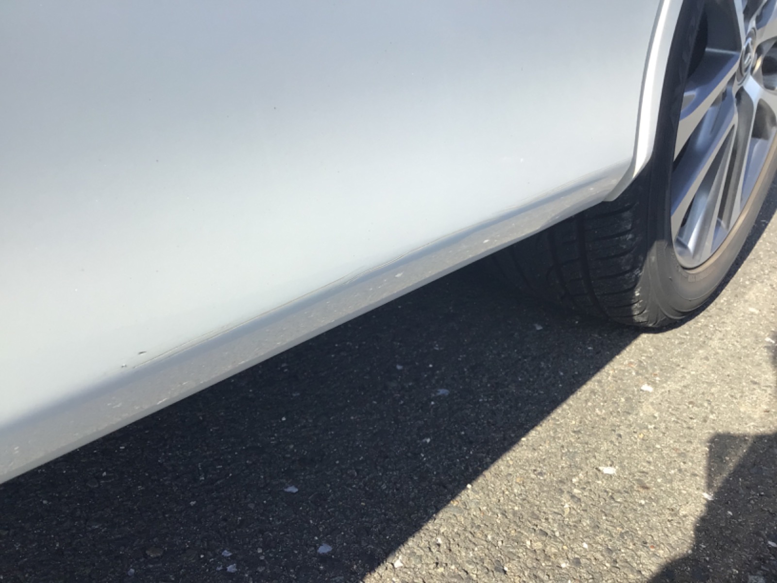 キズ・ヘコミ_25