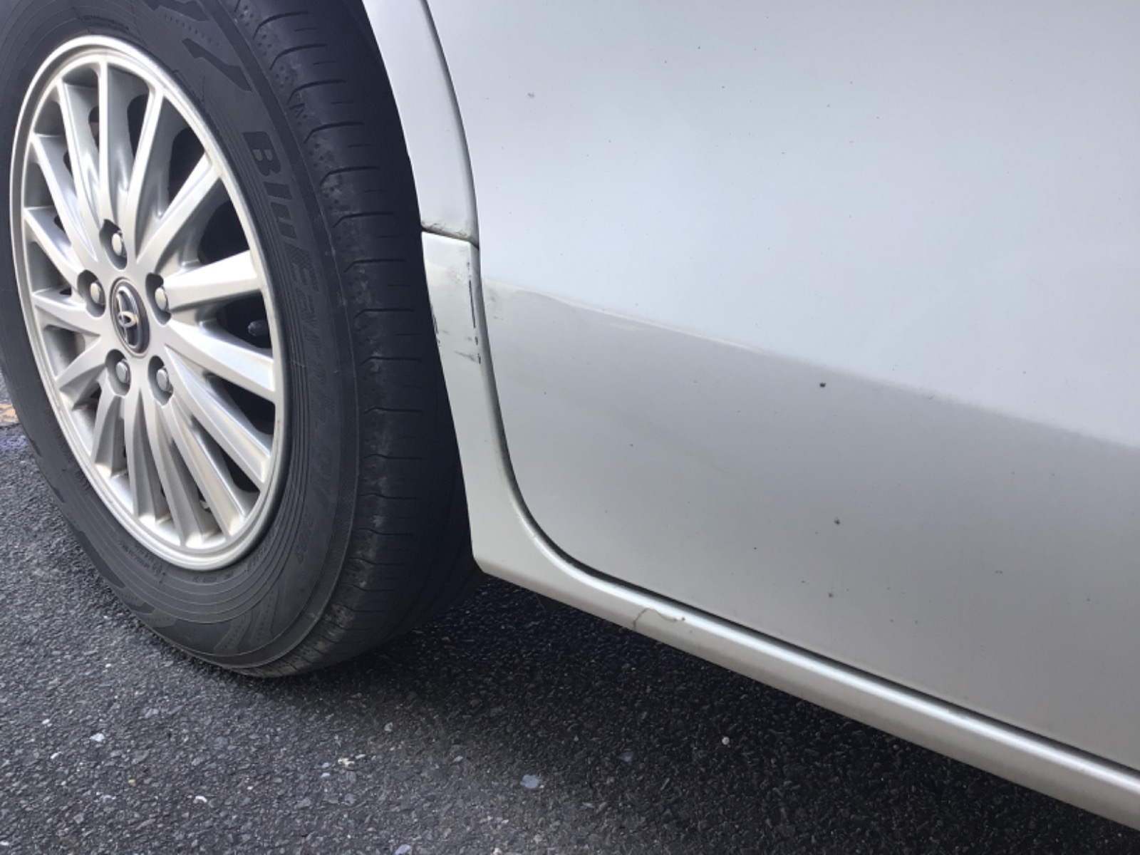 キズ・ヘコミ_27