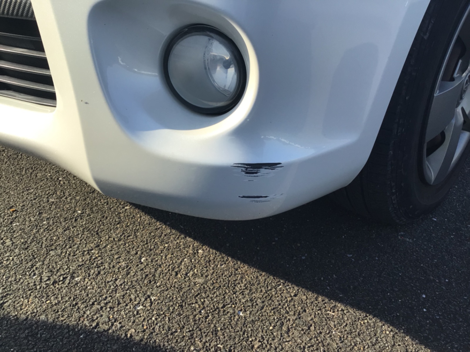 キズ・ヘコミ_05