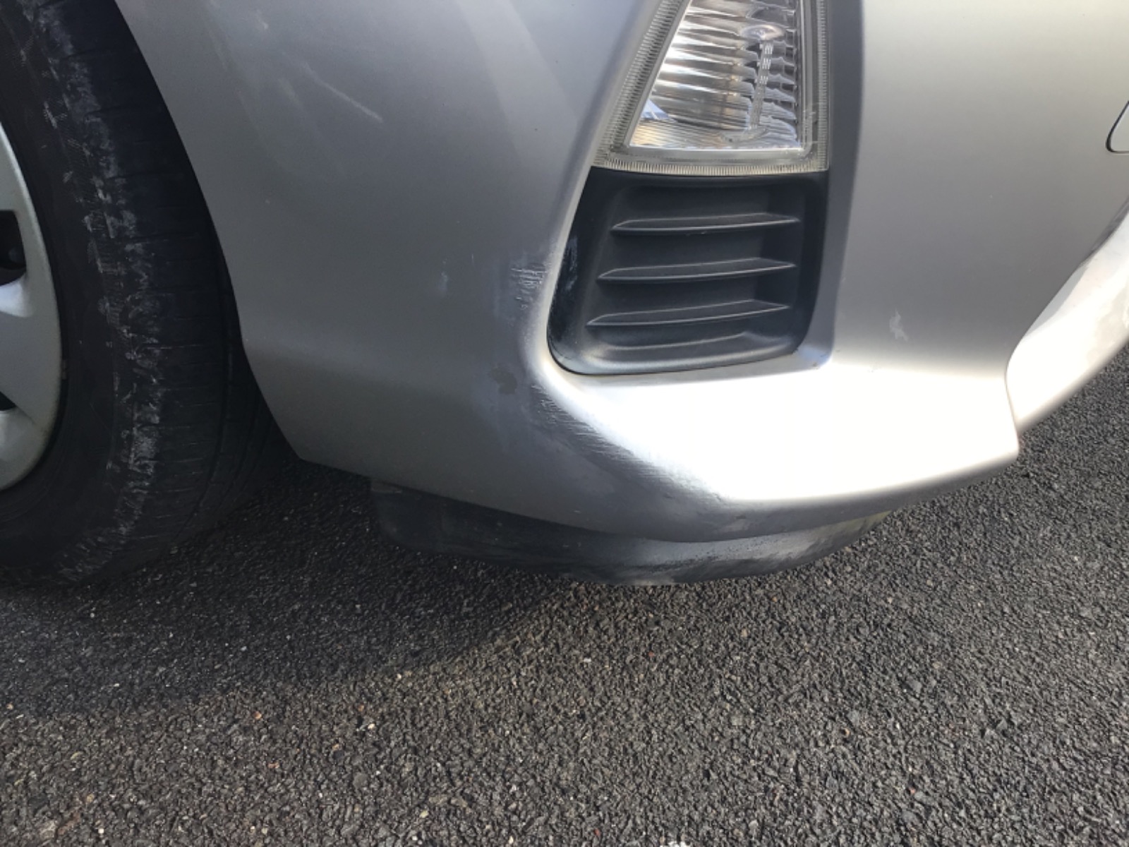 キズ・ヘコミ_06