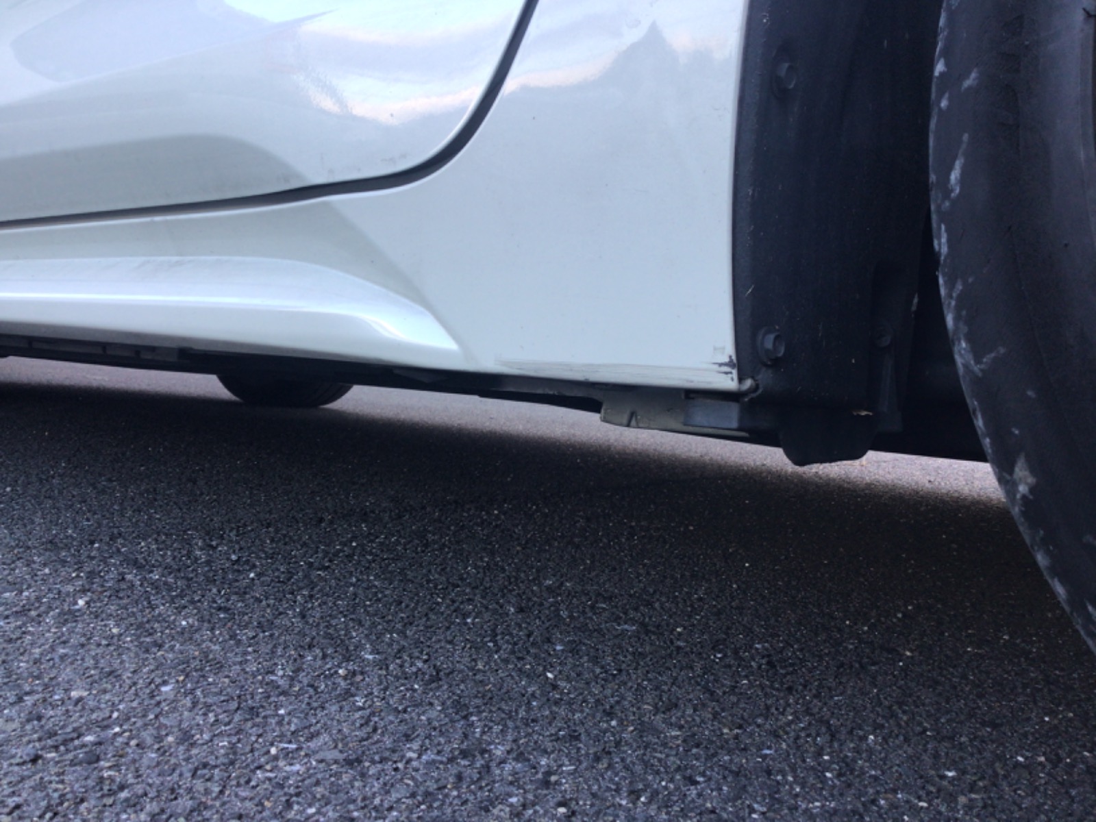 キズ・ヘコミ_21